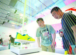 晋江打造“3D网上鞋博会”  市场扩张获机遇