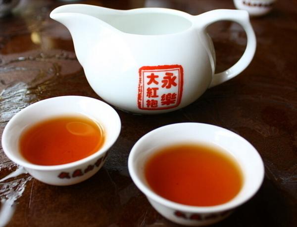 武夷大红袍属于什么茶?是红茶吗