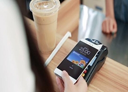 MI PAY将于 9月1日推出，小米手机不再是单纯的手机了